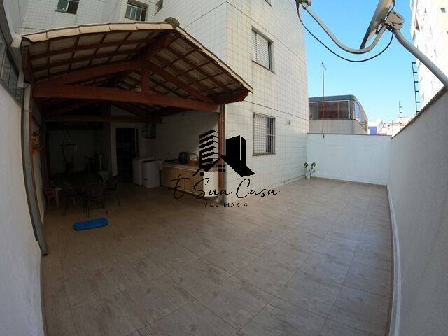 Apartamento à venda com 3 quartos, 212m² - Foto 1