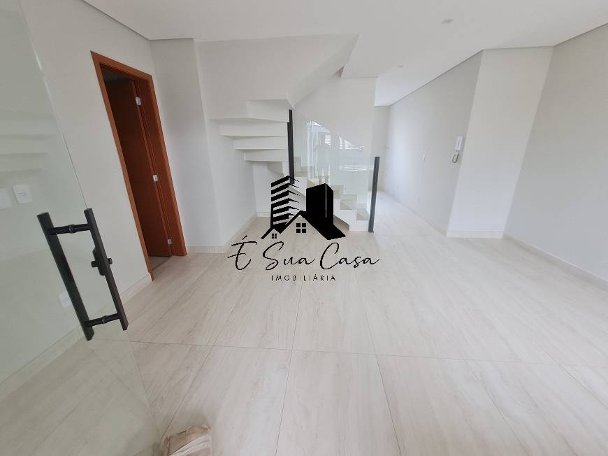 Casa à venda com 3 quartos, 179m² - Foto 3