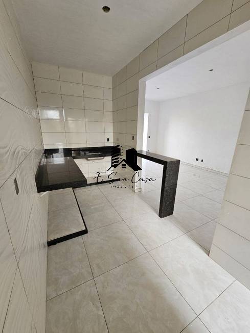 Casa à venda com 2 quartos, 110m² - Foto 9