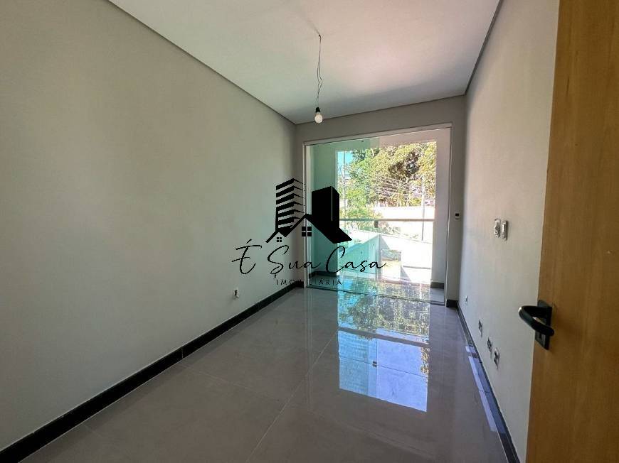 Casa à venda com 3 quartos, 130m² - Foto 15