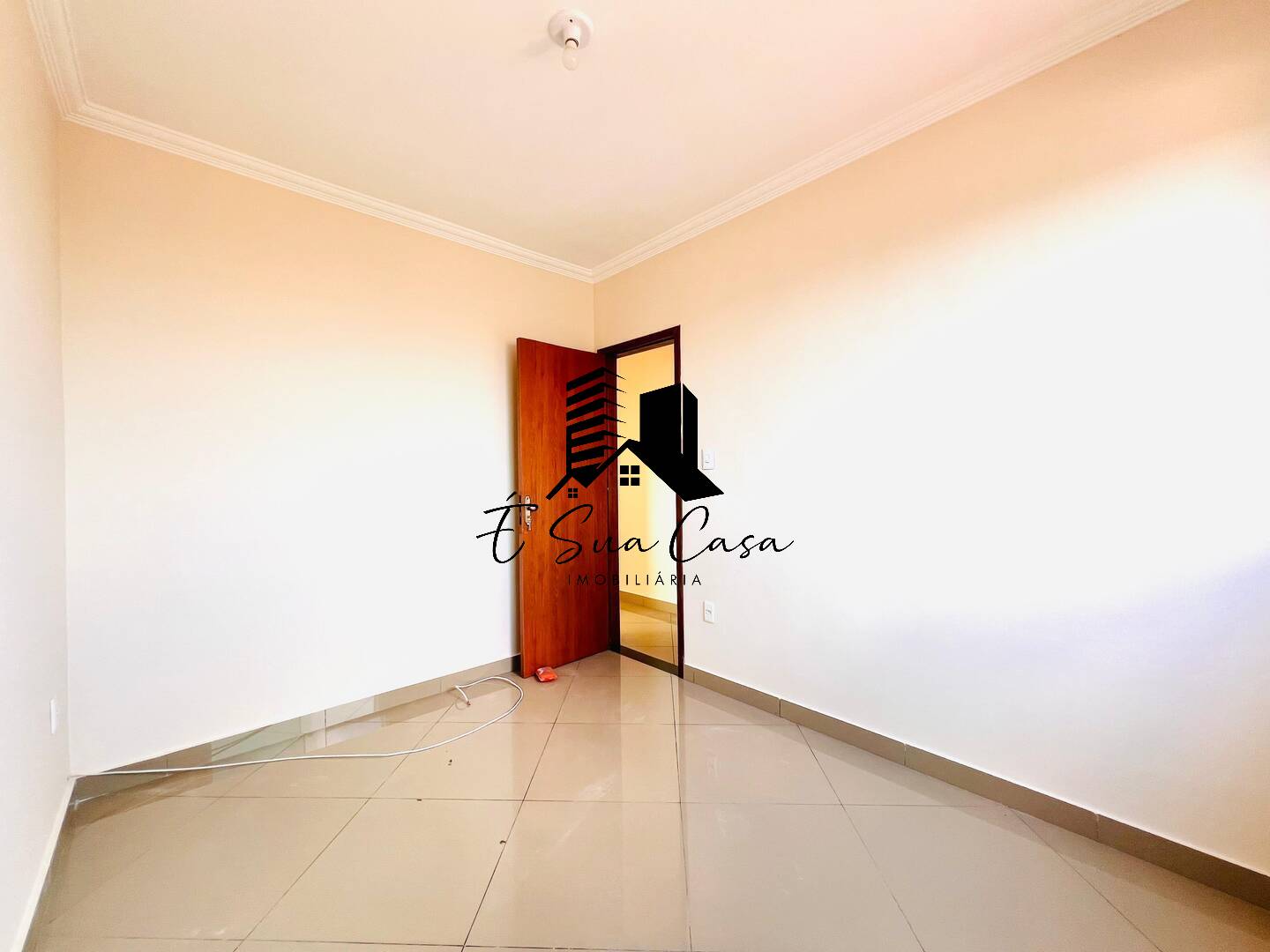 Apartamento para alugar com 2 quartos, 75m² - Foto 26