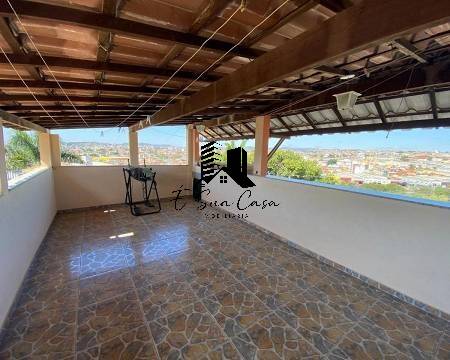 Casa à venda com 3 quartos, 319m² - Foto 28