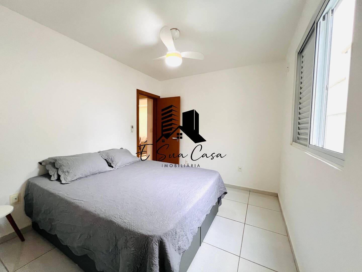 Apartamento à venda com 2 quartos, 60m² - Foto 24