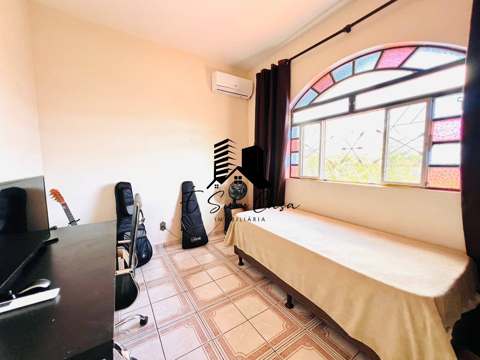 Casa à venda com 4 quartos, 300m² - Foto 25