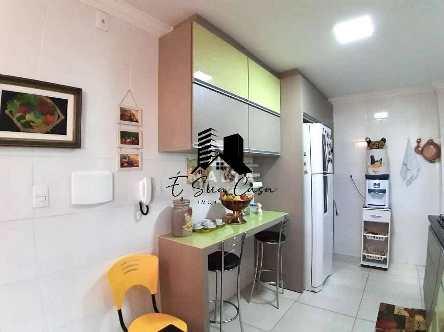 Apartamento à venda com 3 quartos, 110m² - Foto 5