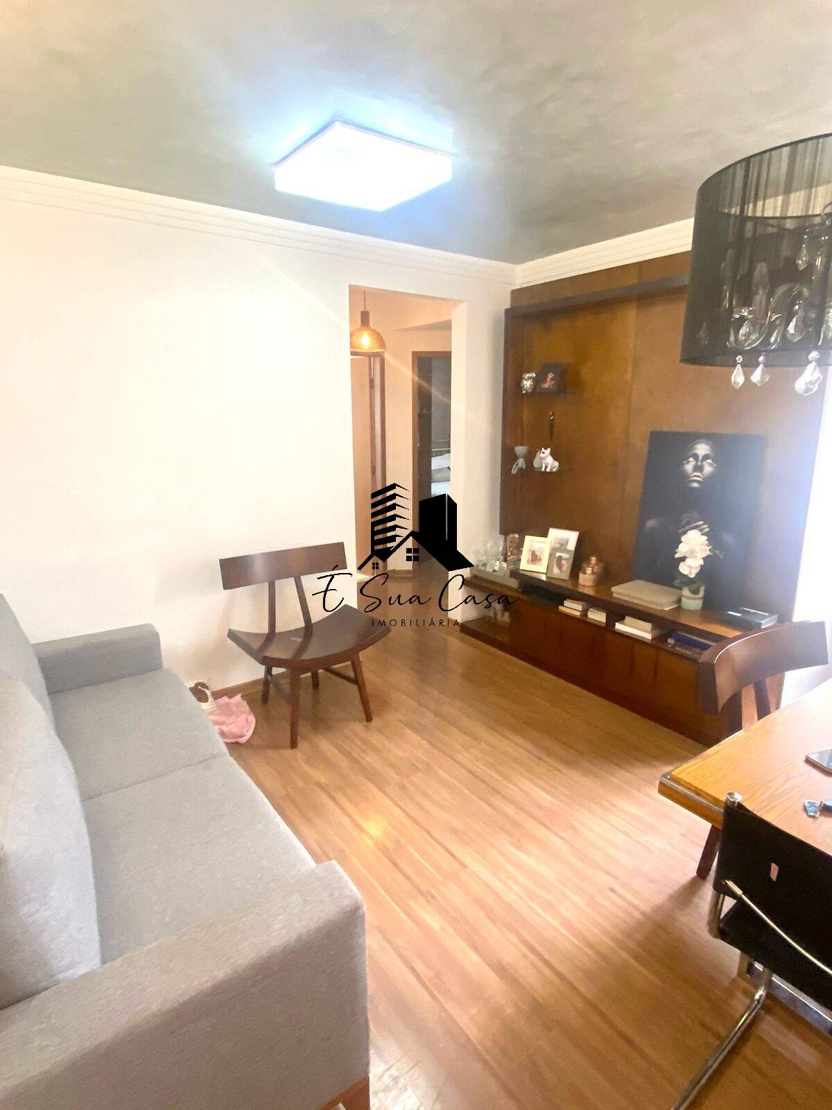 Apartamento à venda com 2 quartos, 59m² - Foto 2