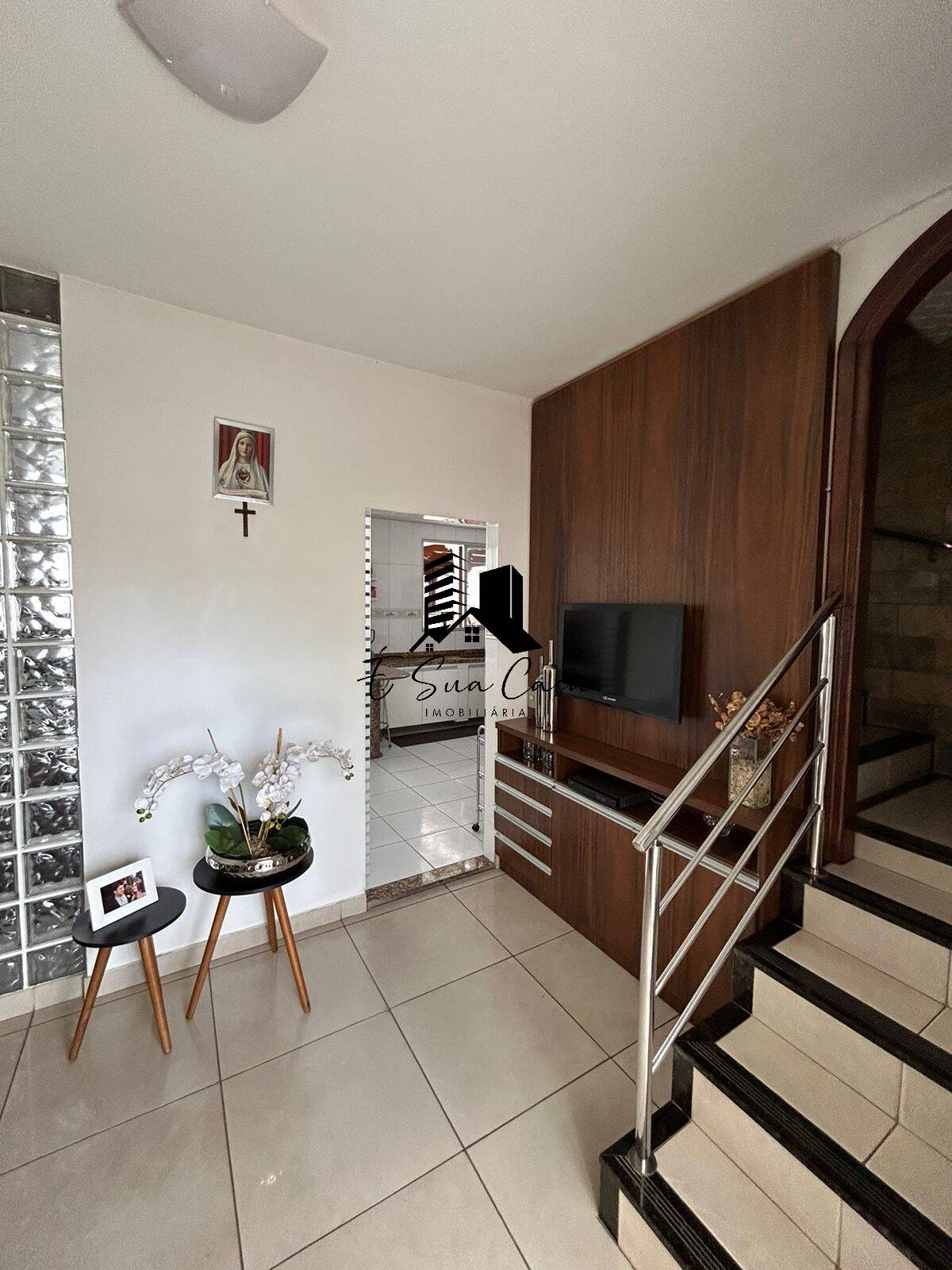 Casa à venda com 3 quartos, 360m² - Foto 6