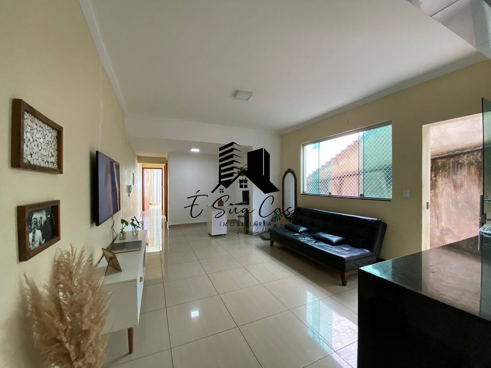 Casa à venda com 5 quartos, 180m² - Foto 9