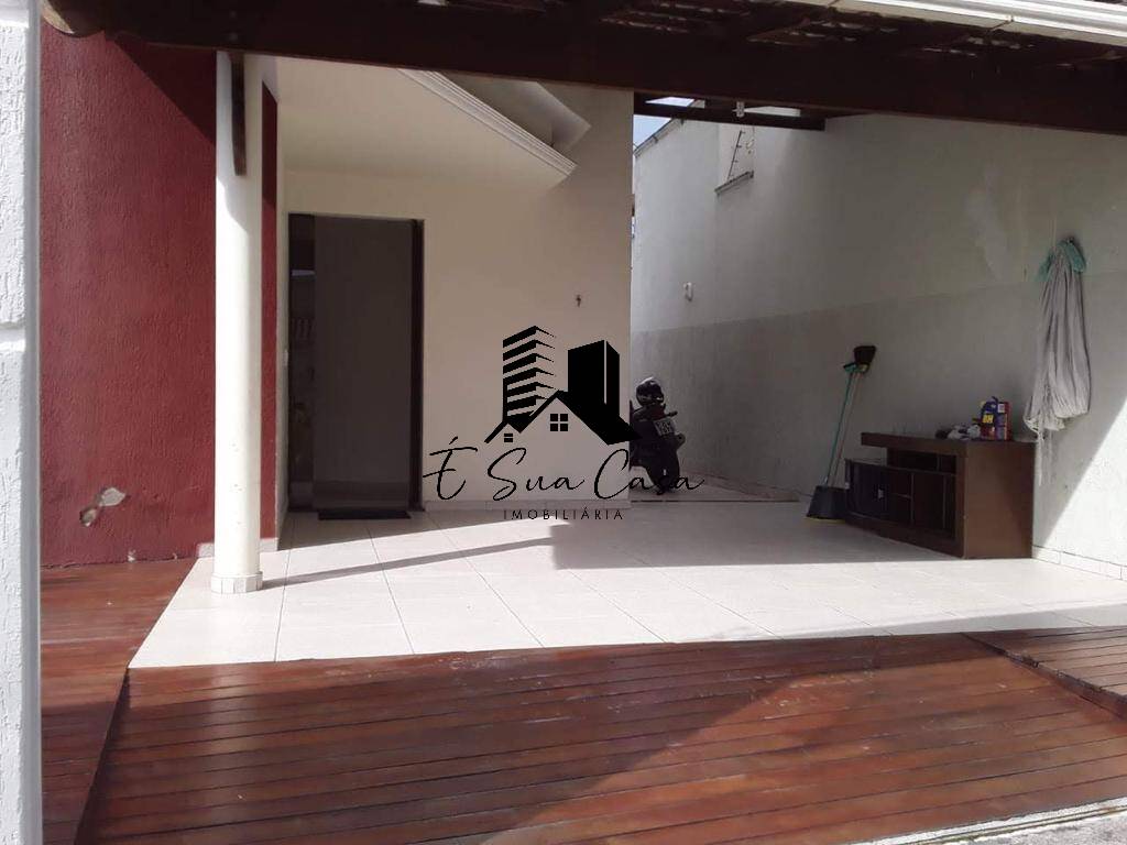 Casa à venda com 3 quartos, 110m² - Foto 5