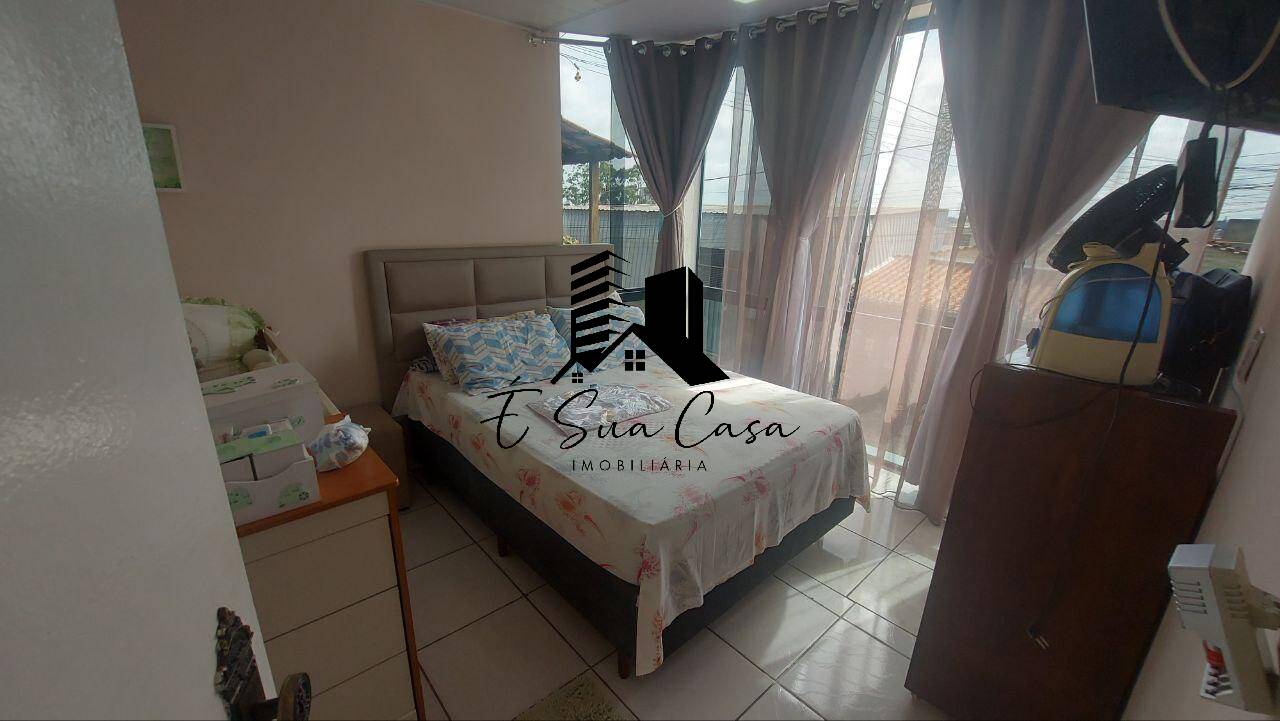 Casa à venda com 4 quartos, 225m² - Foto 4