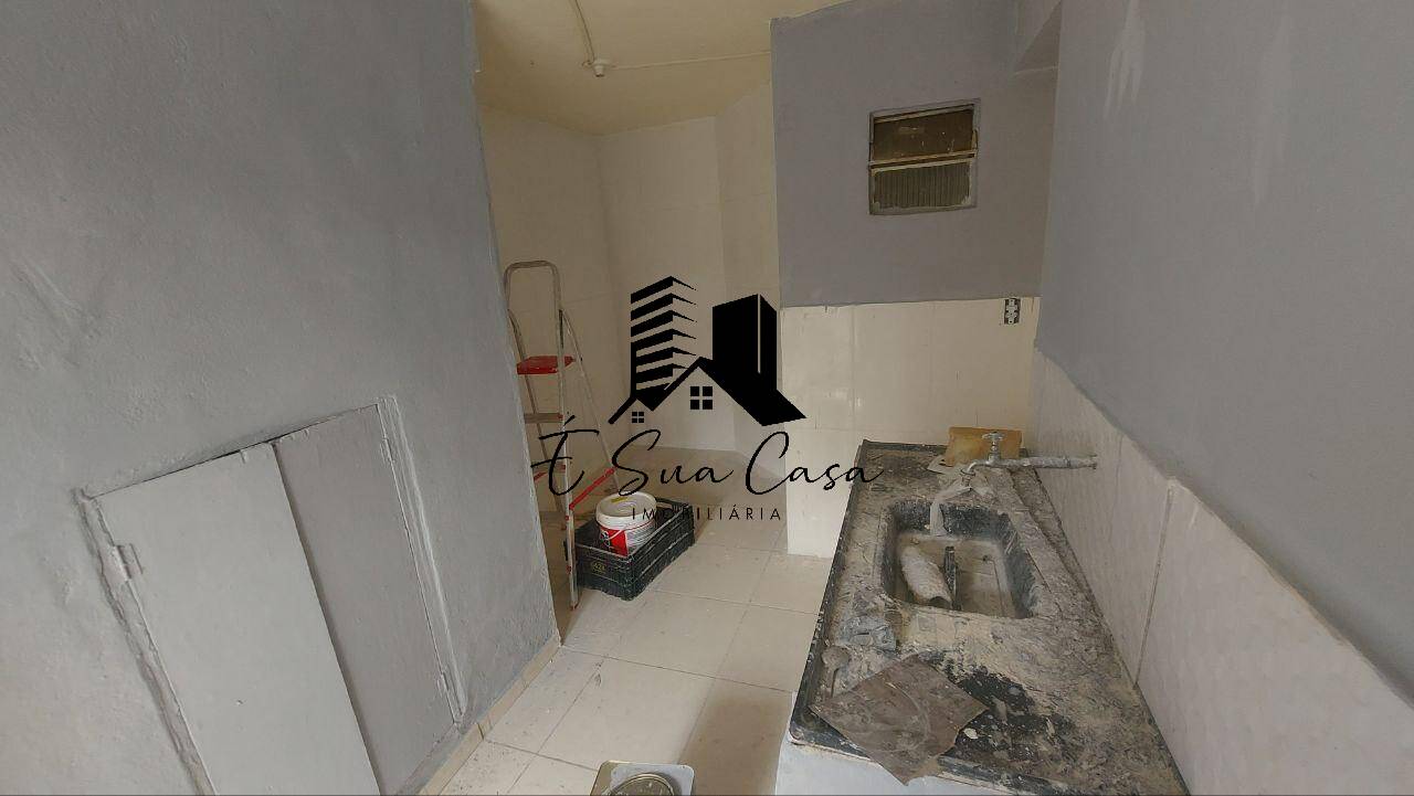 Casa à venda com 4 quartos, 225m² - Foto 25