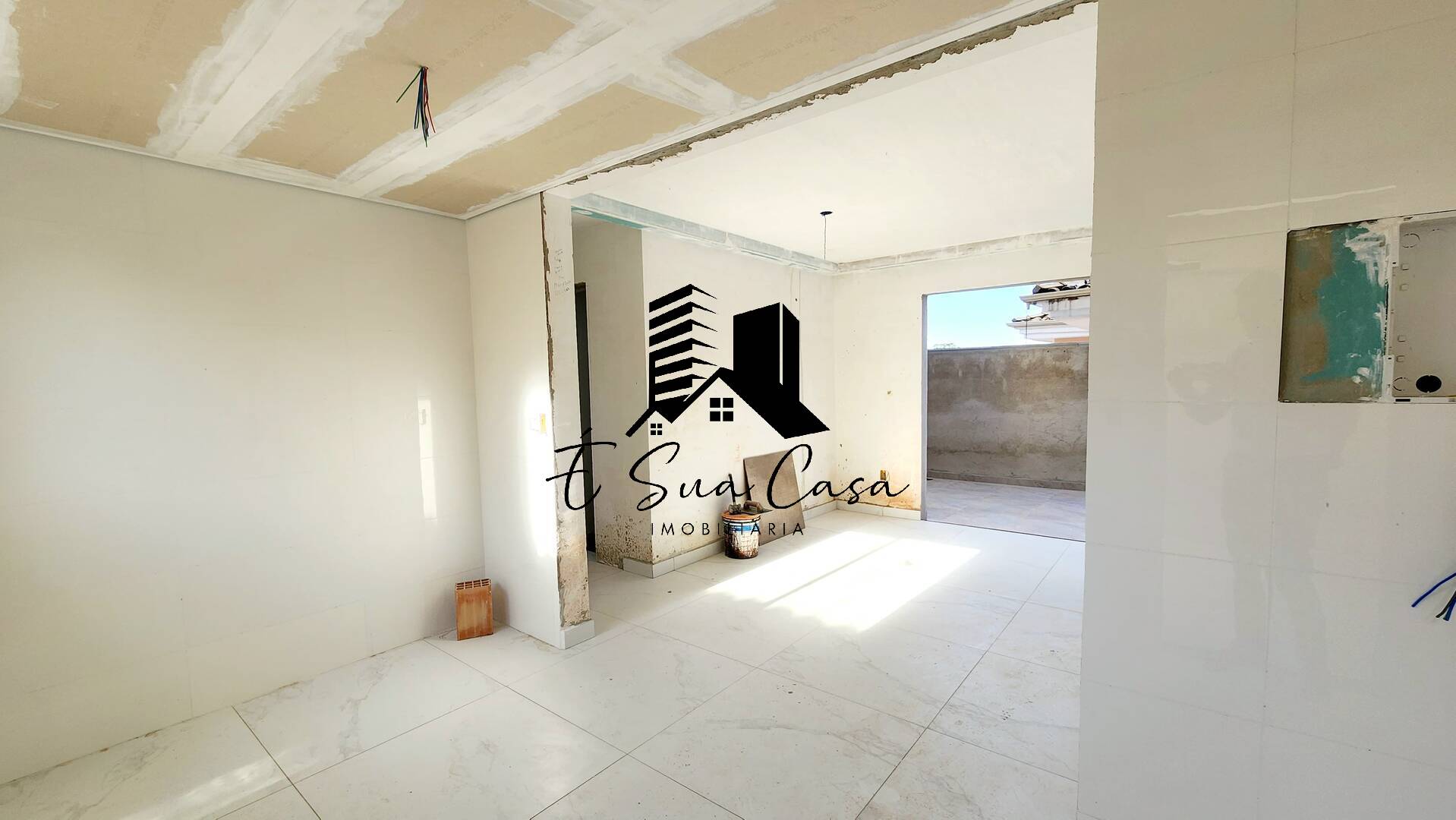 Apartamento à venda com 2 quartos, 117m² - Foto 4