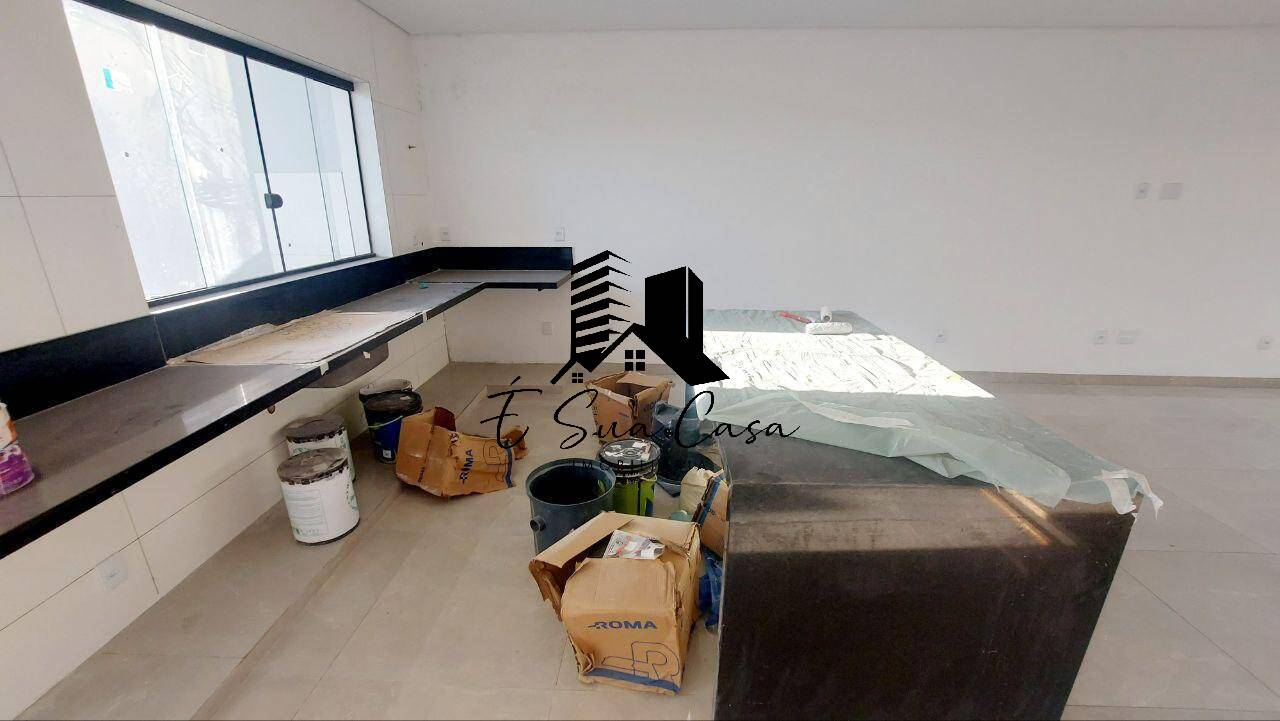 Casa à venda com 3 quartos, 150m² - Foto 5