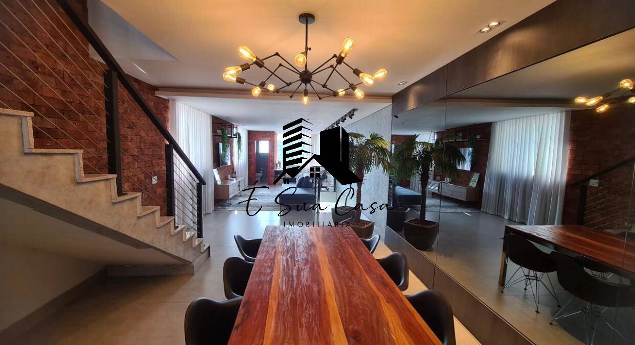 Casa à venda com 3 quartos, 290m² - Foto 2