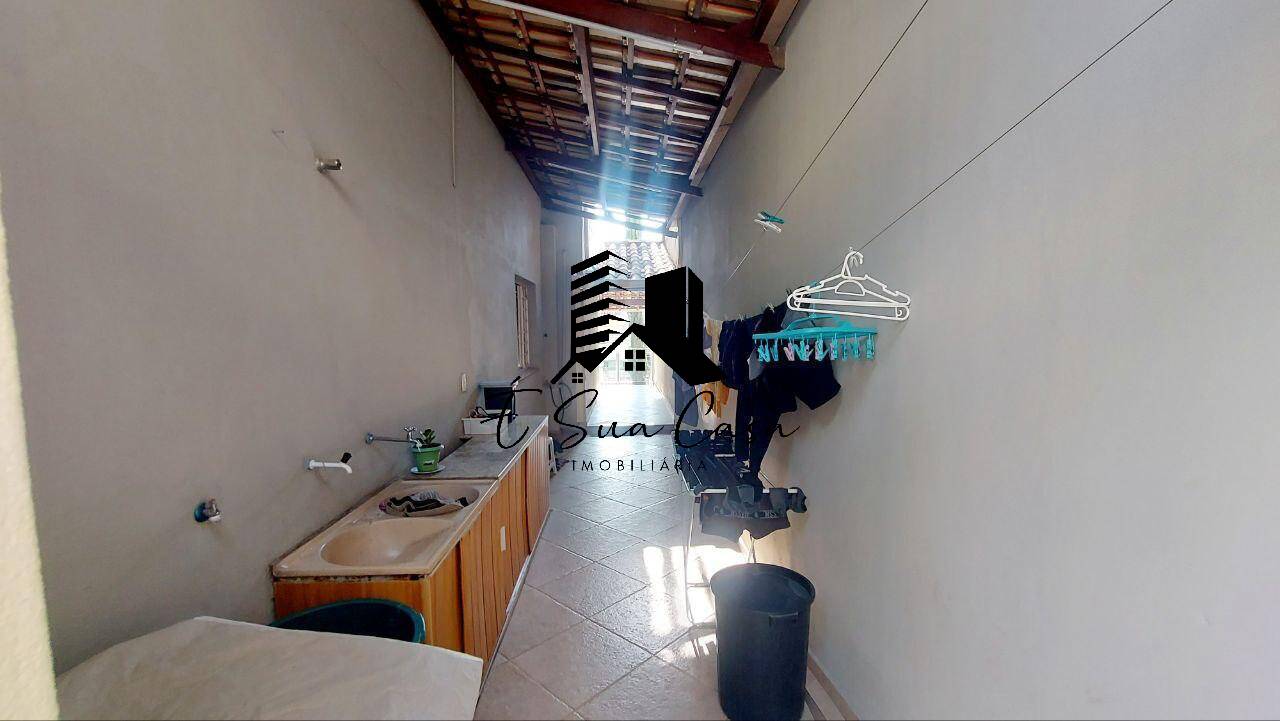 Casa à venda com 3 quartos, 360m² - Foto 27