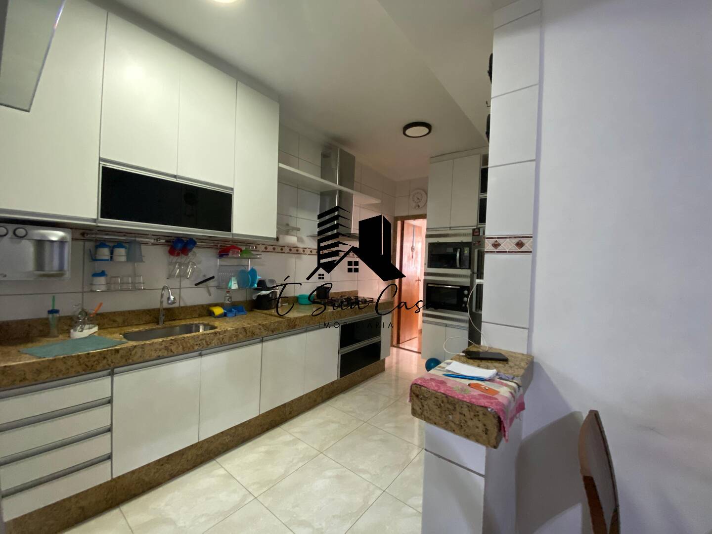 Apartamento à venda com 3 quartos, 105m² - Foto 8