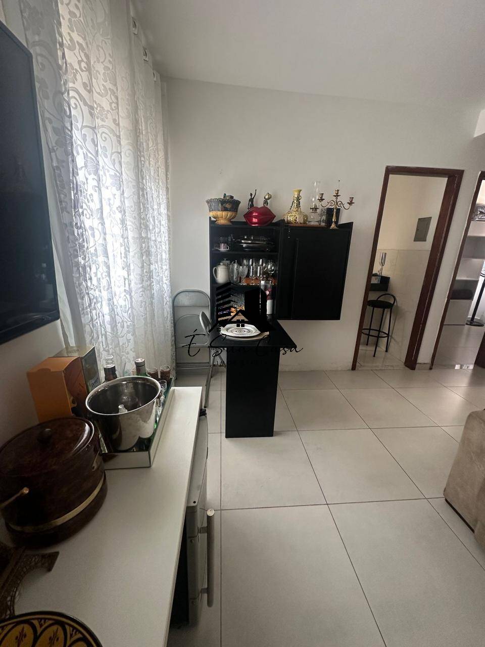 Apartamento à venda com 2 quartos, 60m² - Foto 3