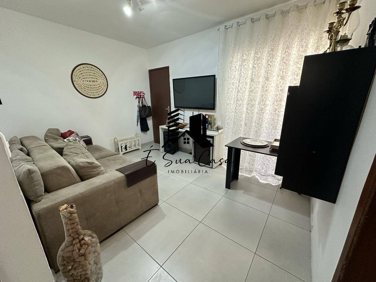 Apartamento à venda com 2 quartos, 60m² - Foto 2