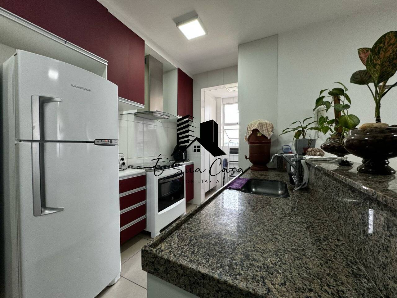 Apartamento à venda com 2 quartos, 53m² - Foto 11