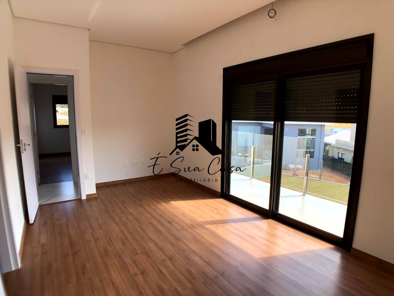 Casa à venda com 4 quartos, 265m² - Foto 14