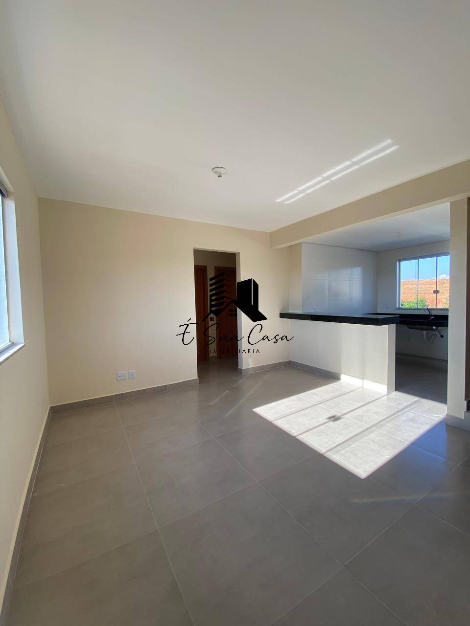 Cobertura à venda com 2 quartos, 124m² - Foto 3