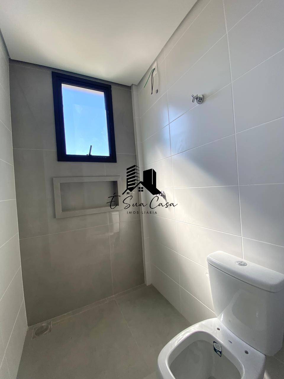 Apartamento à venda com 2 quartos, 102m² - Foto 23