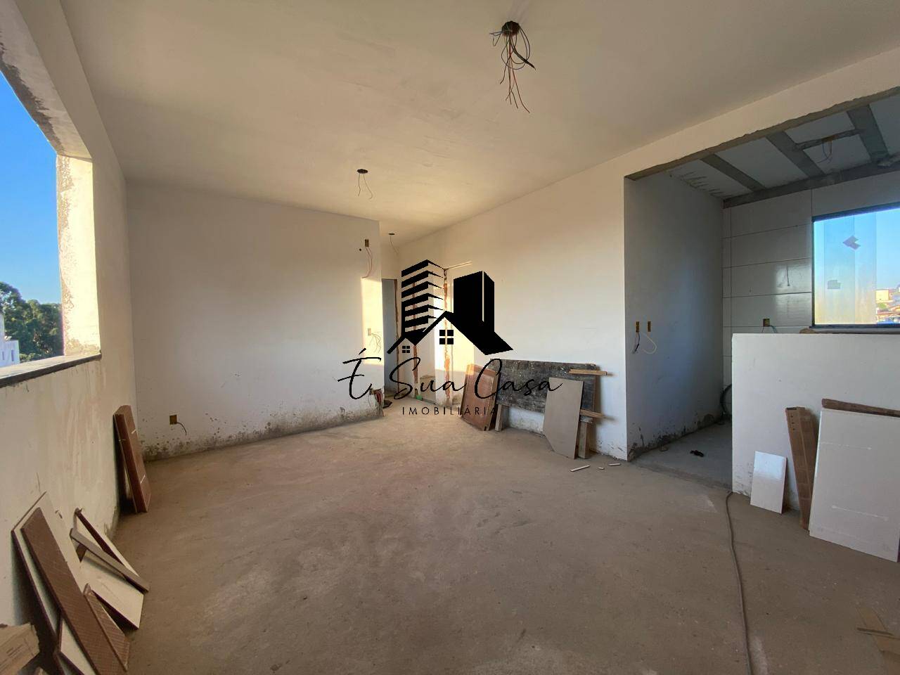 Apartamento à venda com 2 quartos, 120m² - Foto 1