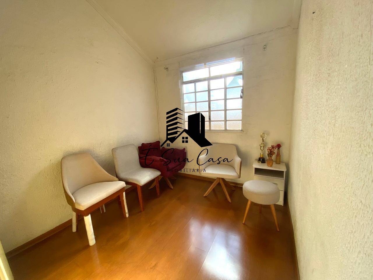 Casa à venda com 3 quartos, 200m² - Foto 12