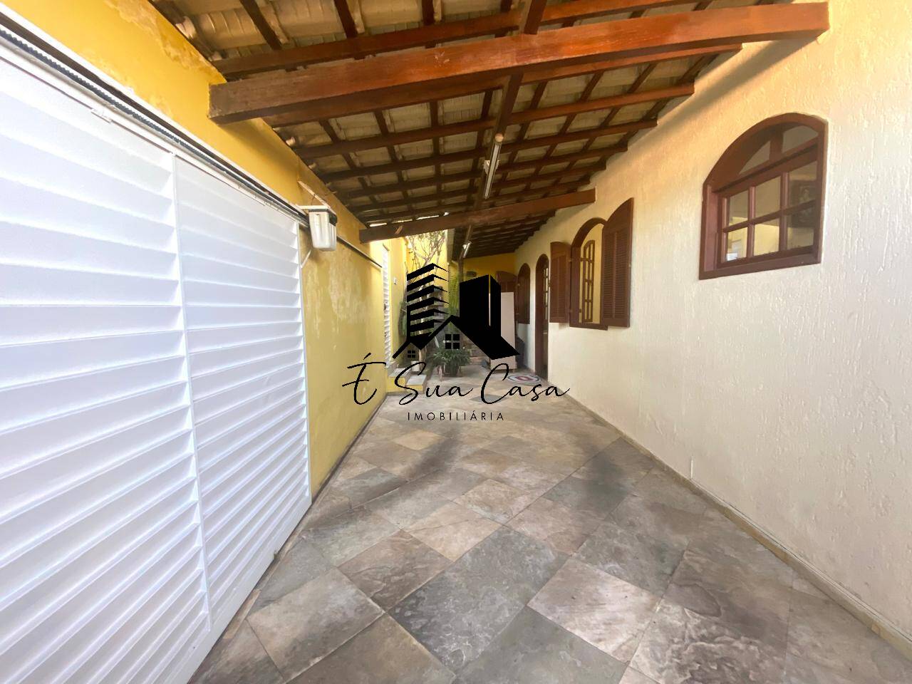 Casa à venda com 3 quartos, 200m² - Foto 36