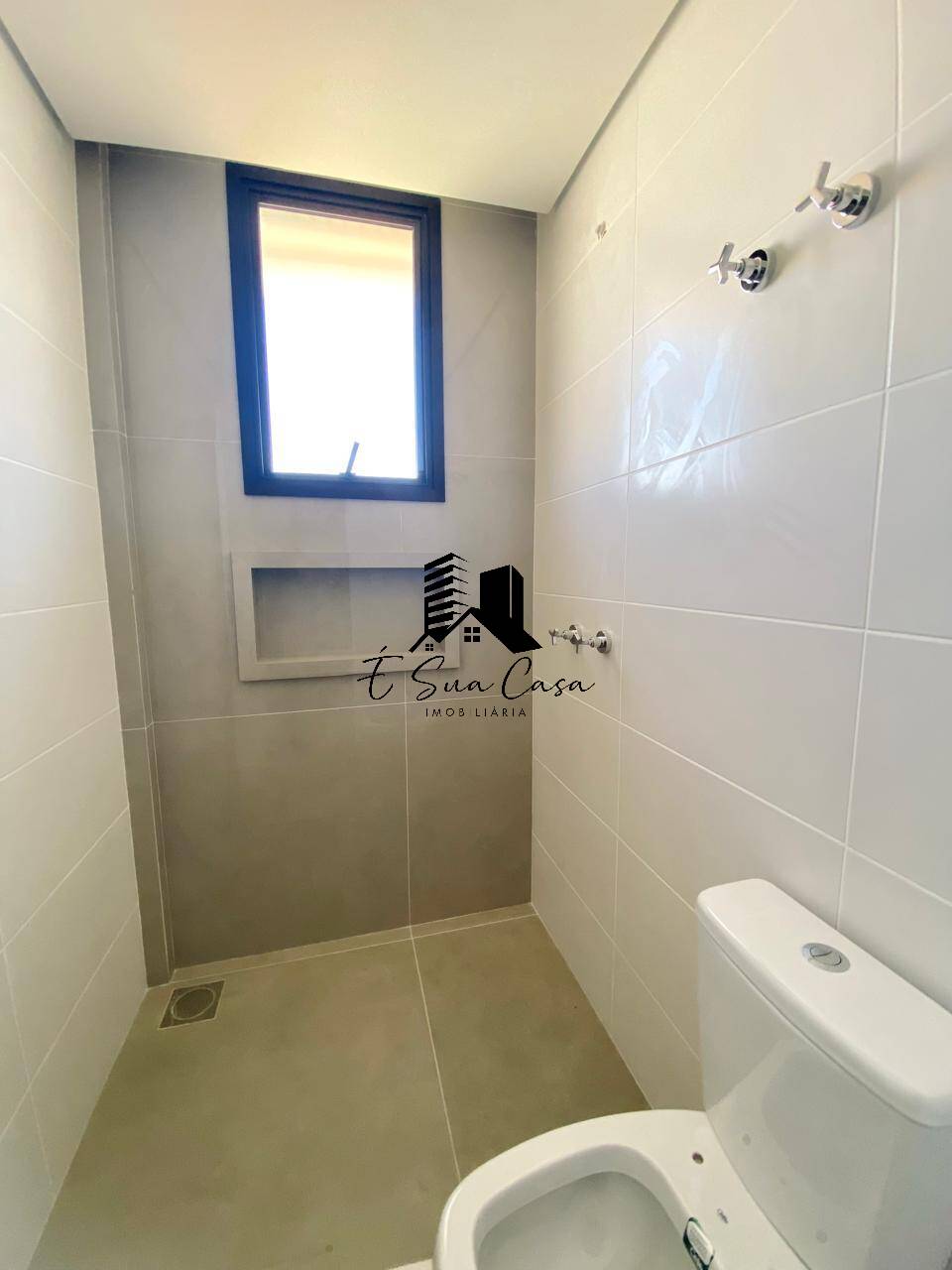 Apartamento à venda com 3 quartos, 229m² - Foto 19