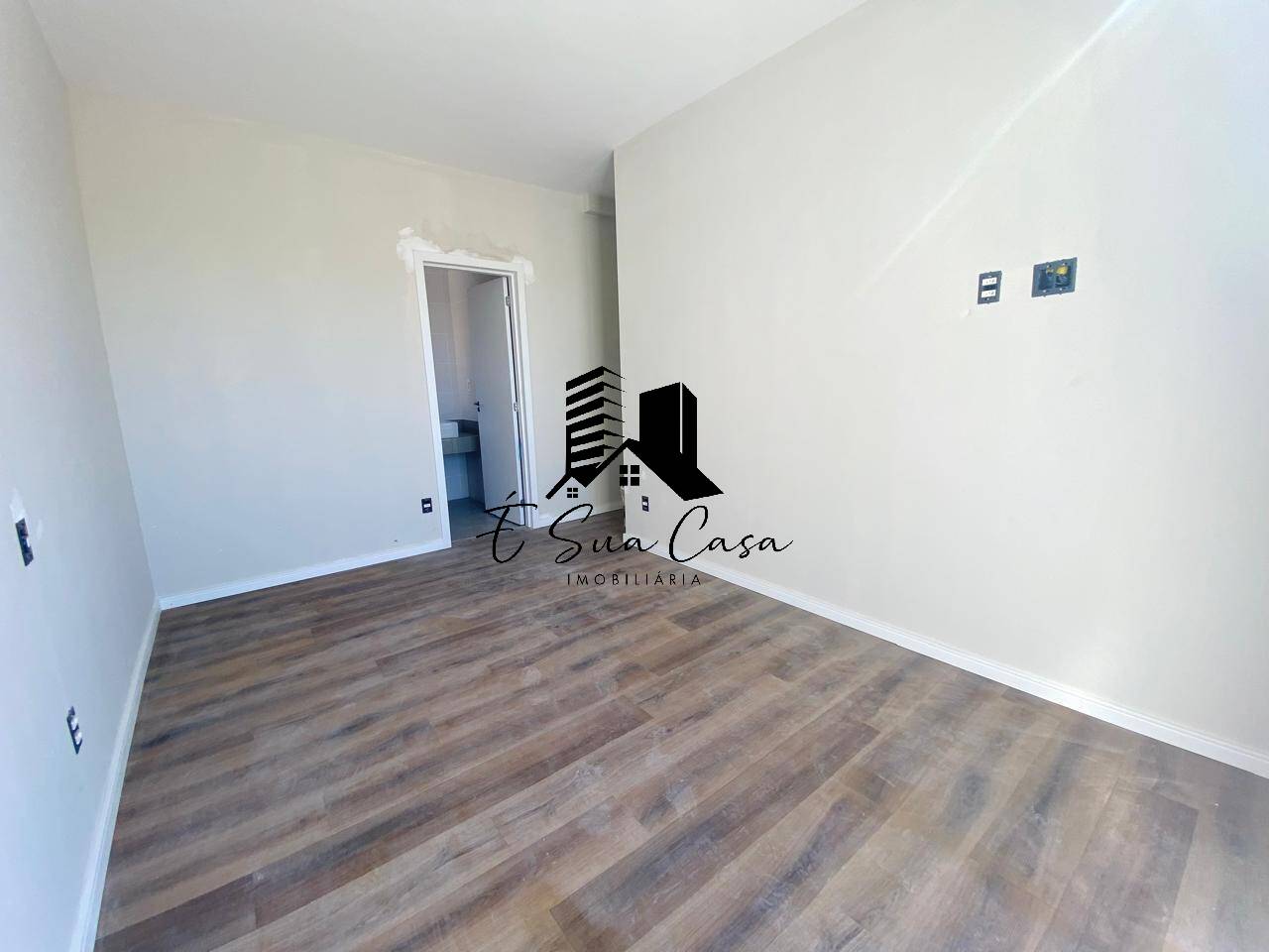 Apartamento à venda com 4 quartos, 165m² - Foto 9