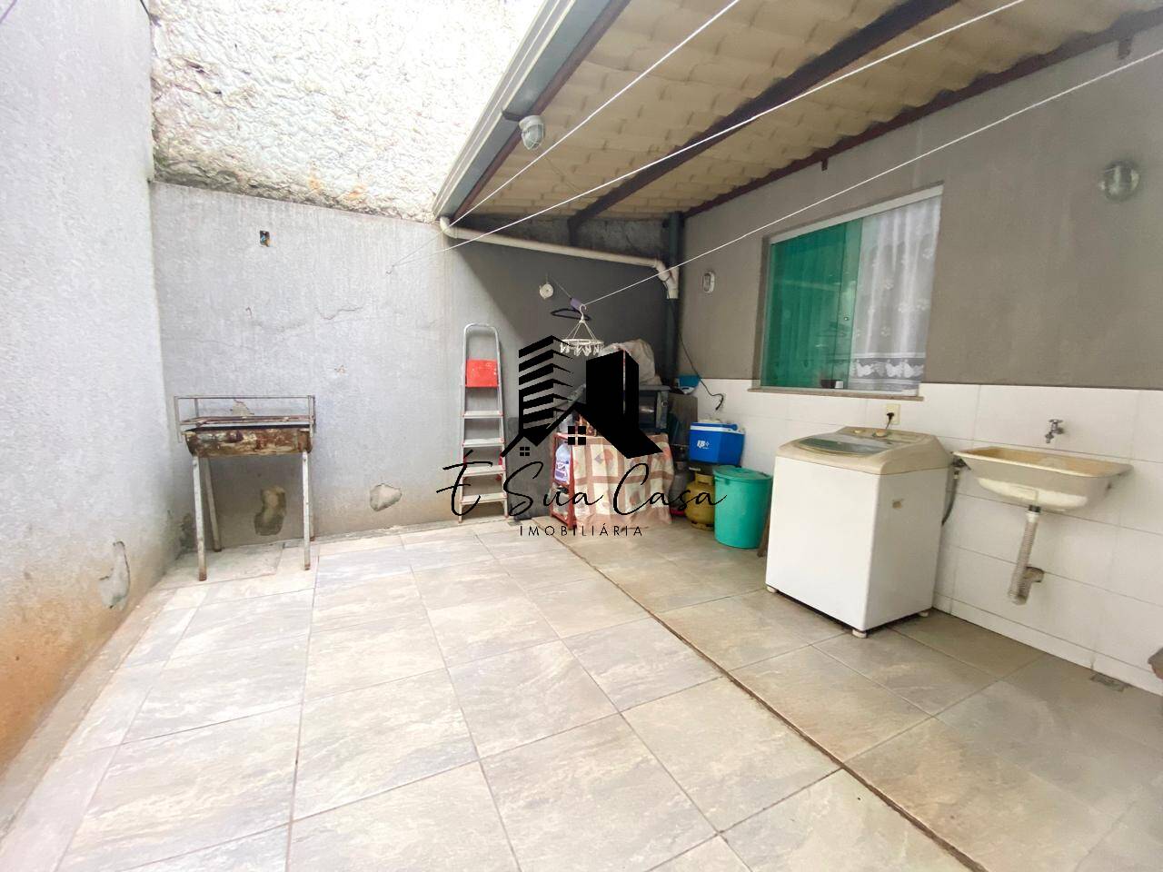 Casa à venda com 3 quartos, 200m² - Foto 34