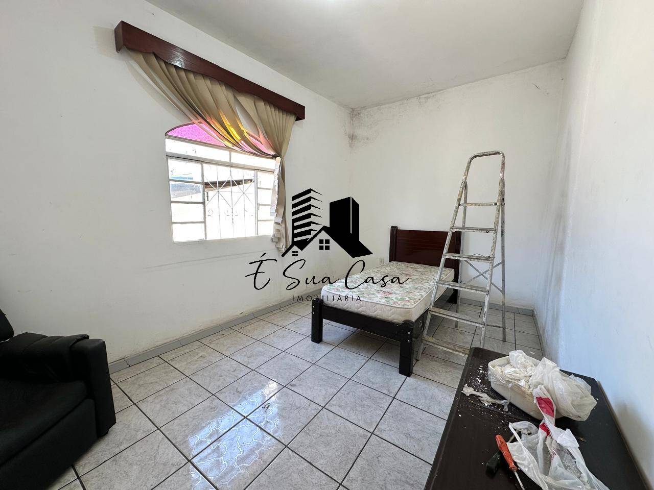 Casa à venda com 3 quartos, 360m² - Foto 5