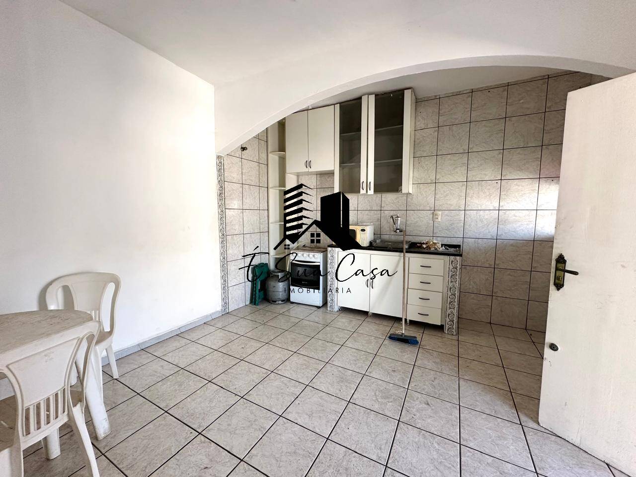 Casa à venda com 3 quartos, 360m² - Foto 12