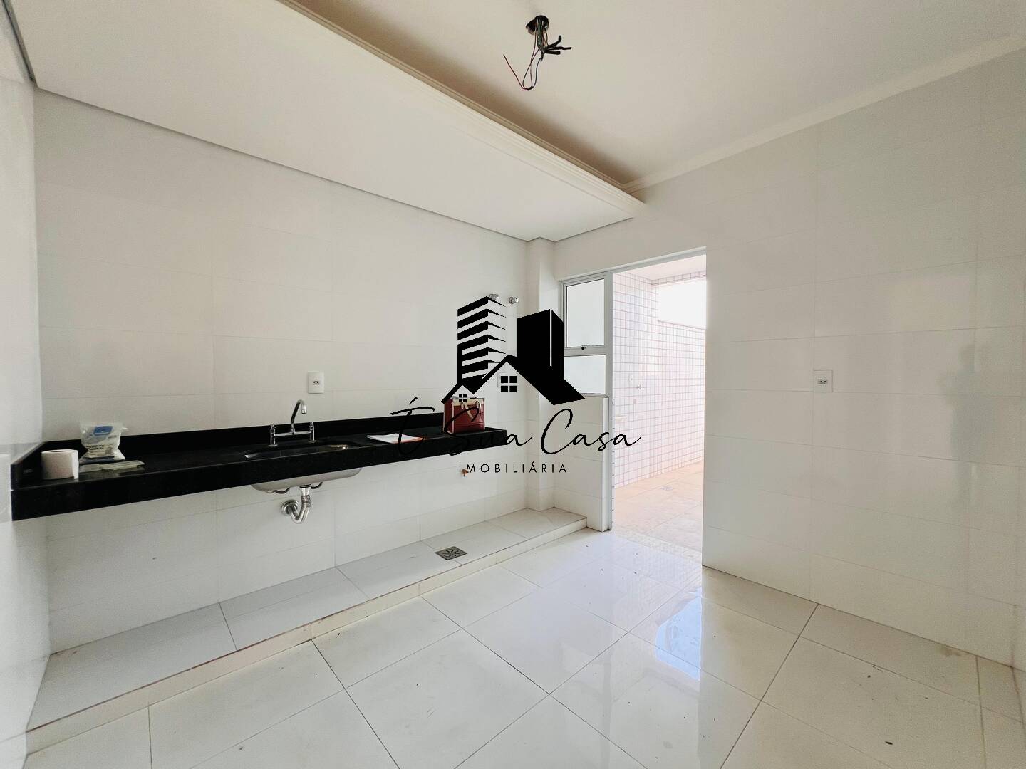 Apartamento à venda com 3 quartos, 165m² - Foto 7