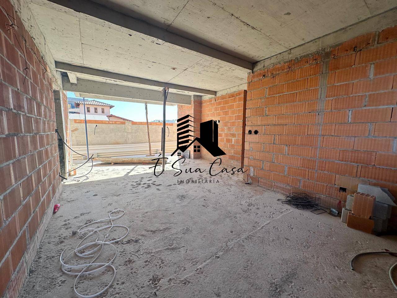 Apartamento à venda com 3 quartos, 140m² - Foto 4