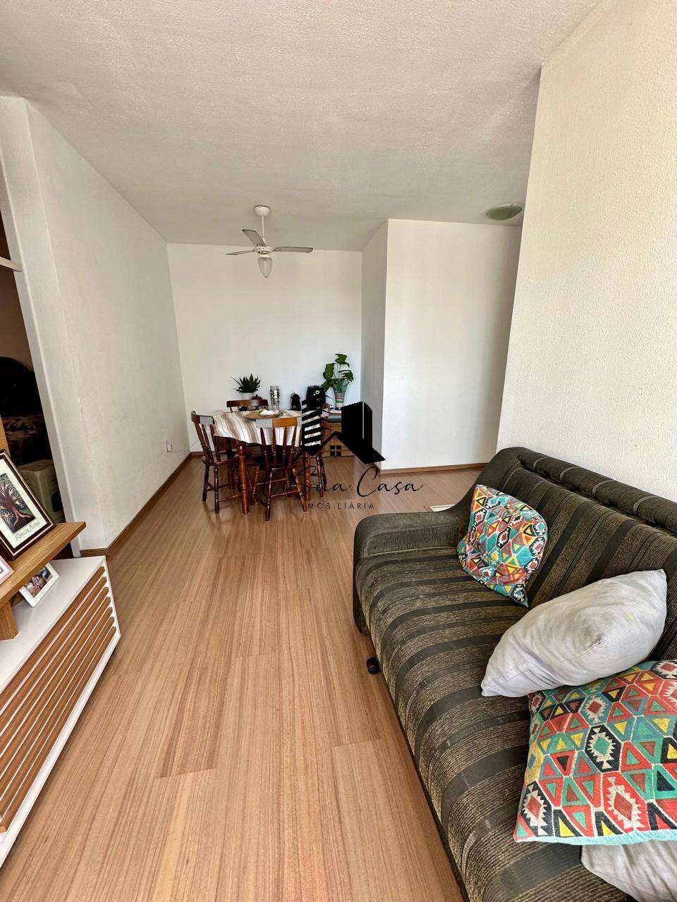 Apartamento à venda com 2 quartos, 49m² - Foto 2