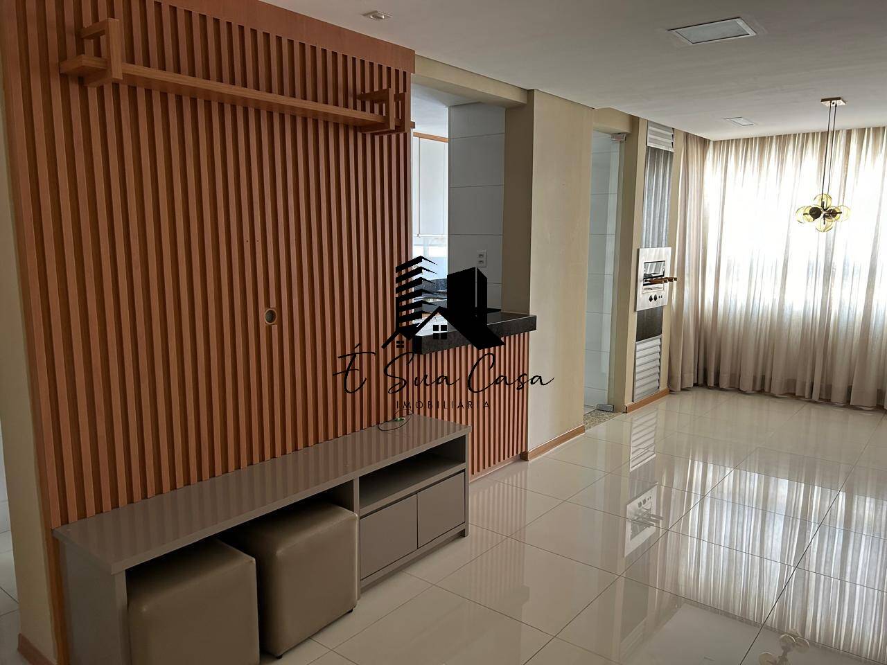 Apartamento à venda com 3 quartos, 73m² - Foto 1