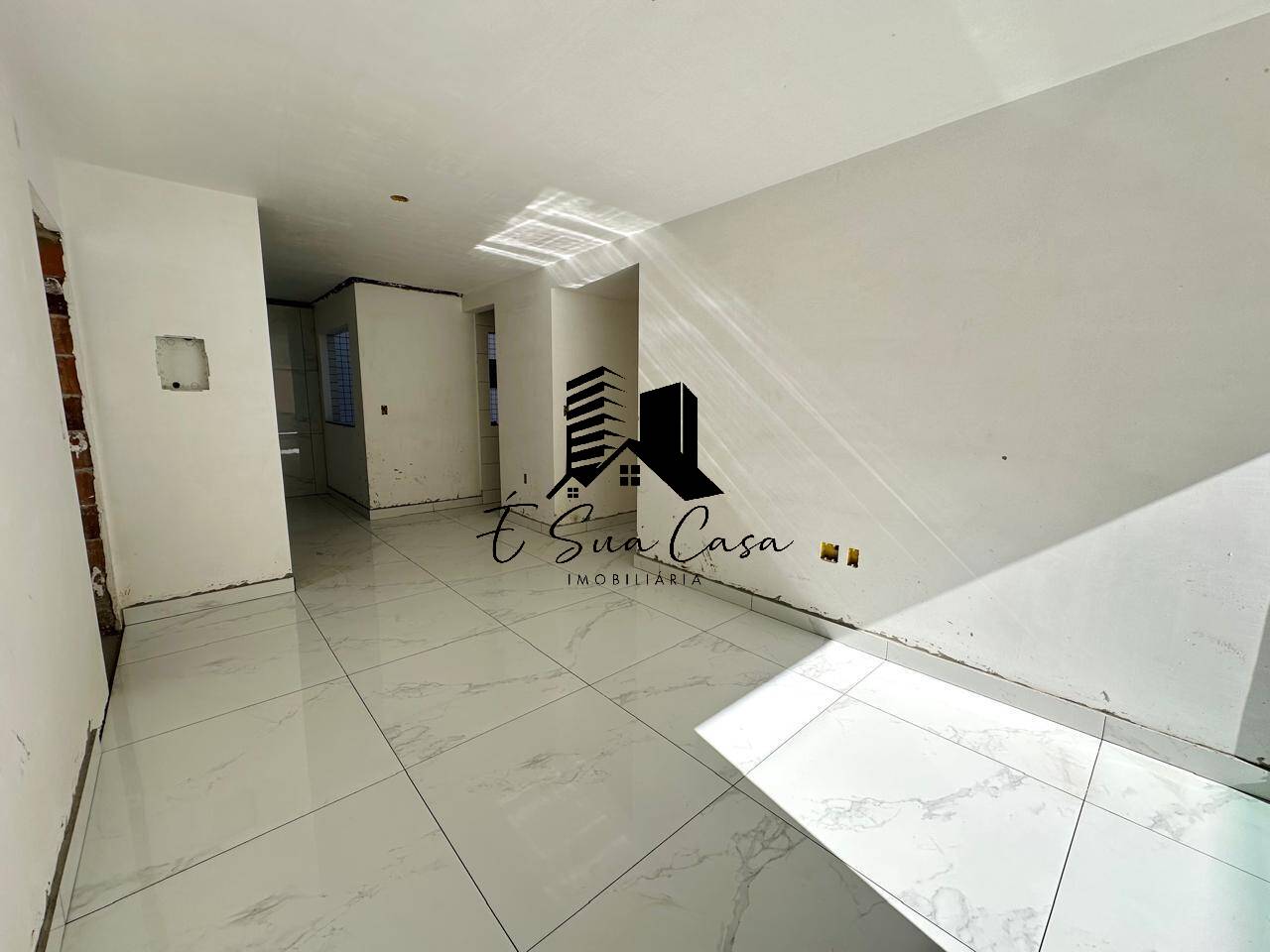 Apartamento à venda com 3 quartos, 78m² - Foto 1