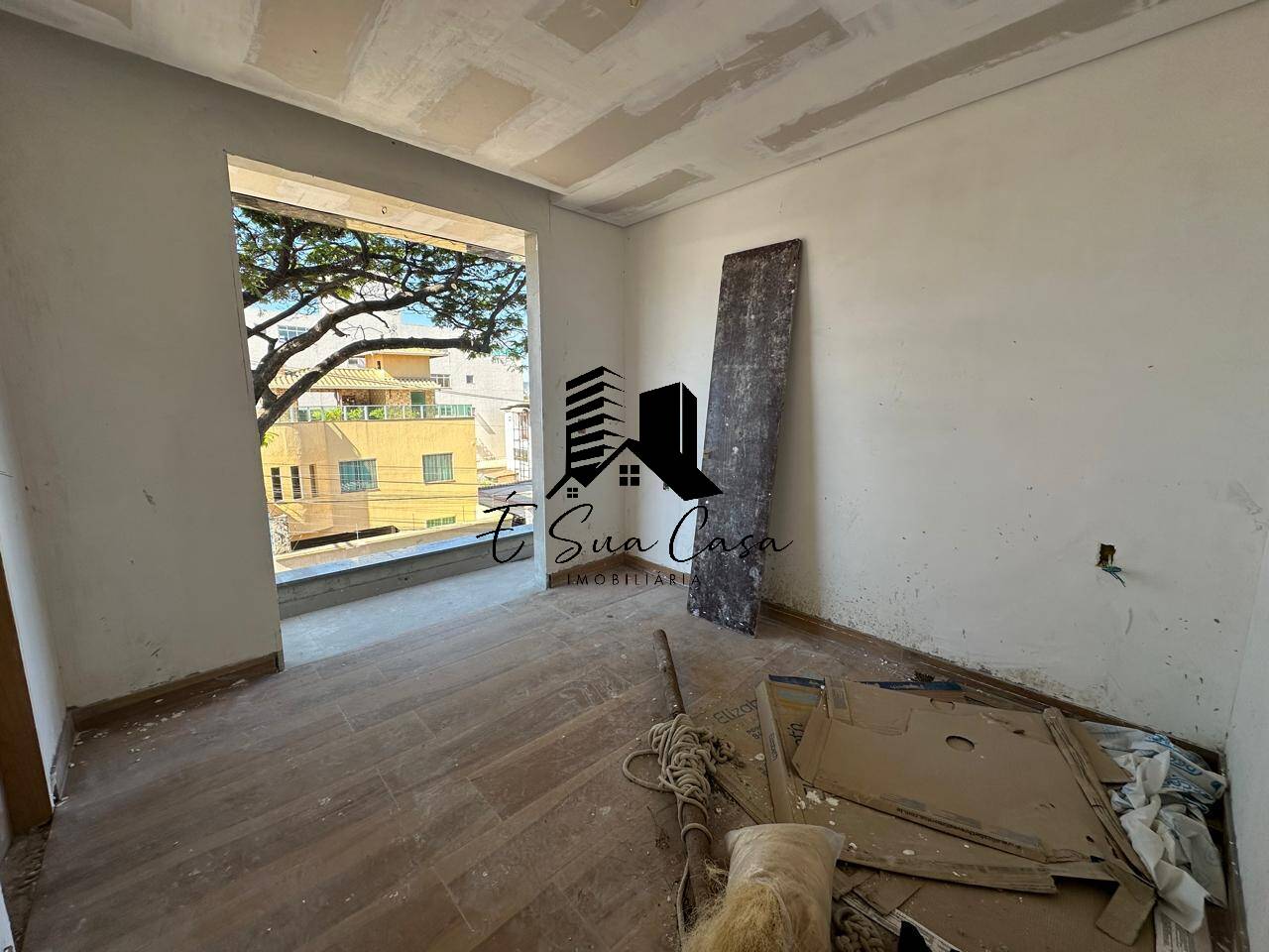 Apartamento à venda com 3 quartos, 106m² - Foto 9