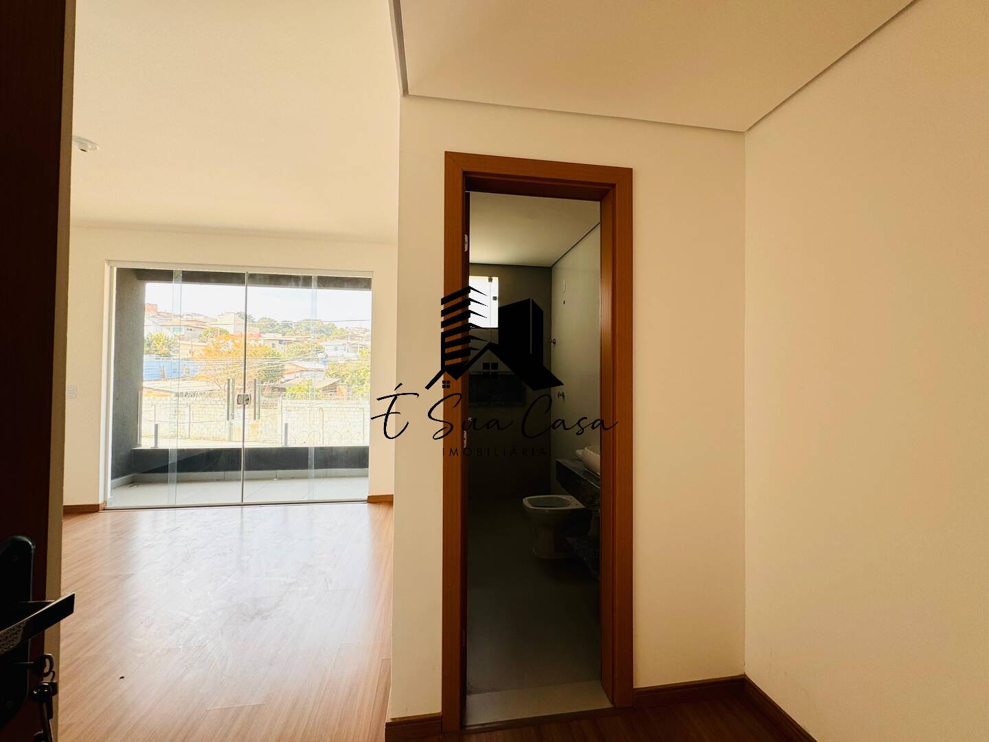 Casa à venda com 3 quartos, 180m² - Foto 8