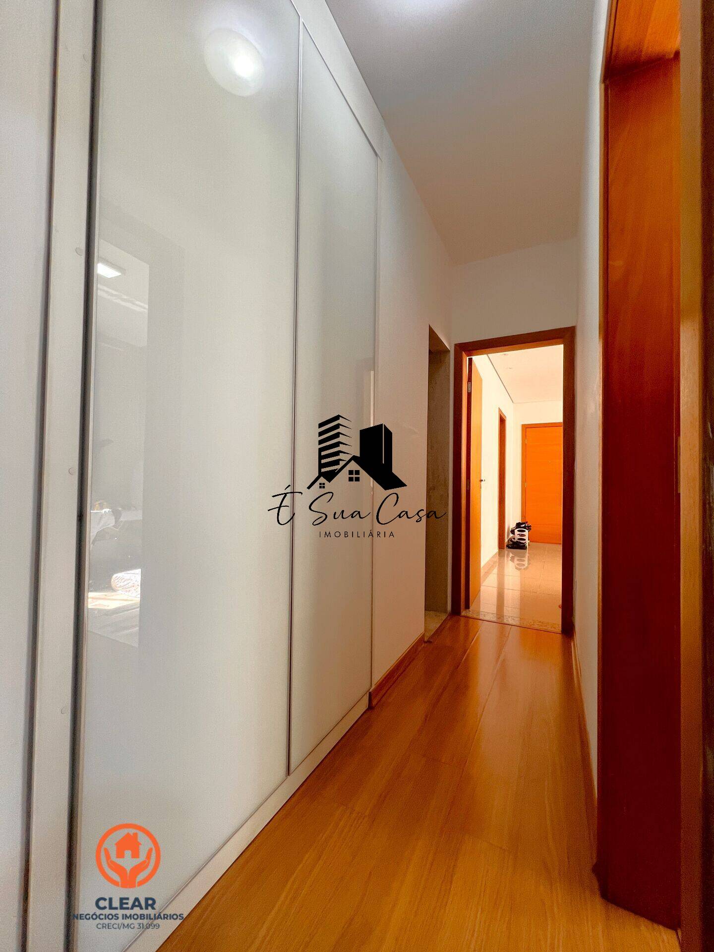 Apartamento à venda com 3 quartos, 98m² - Foto 11