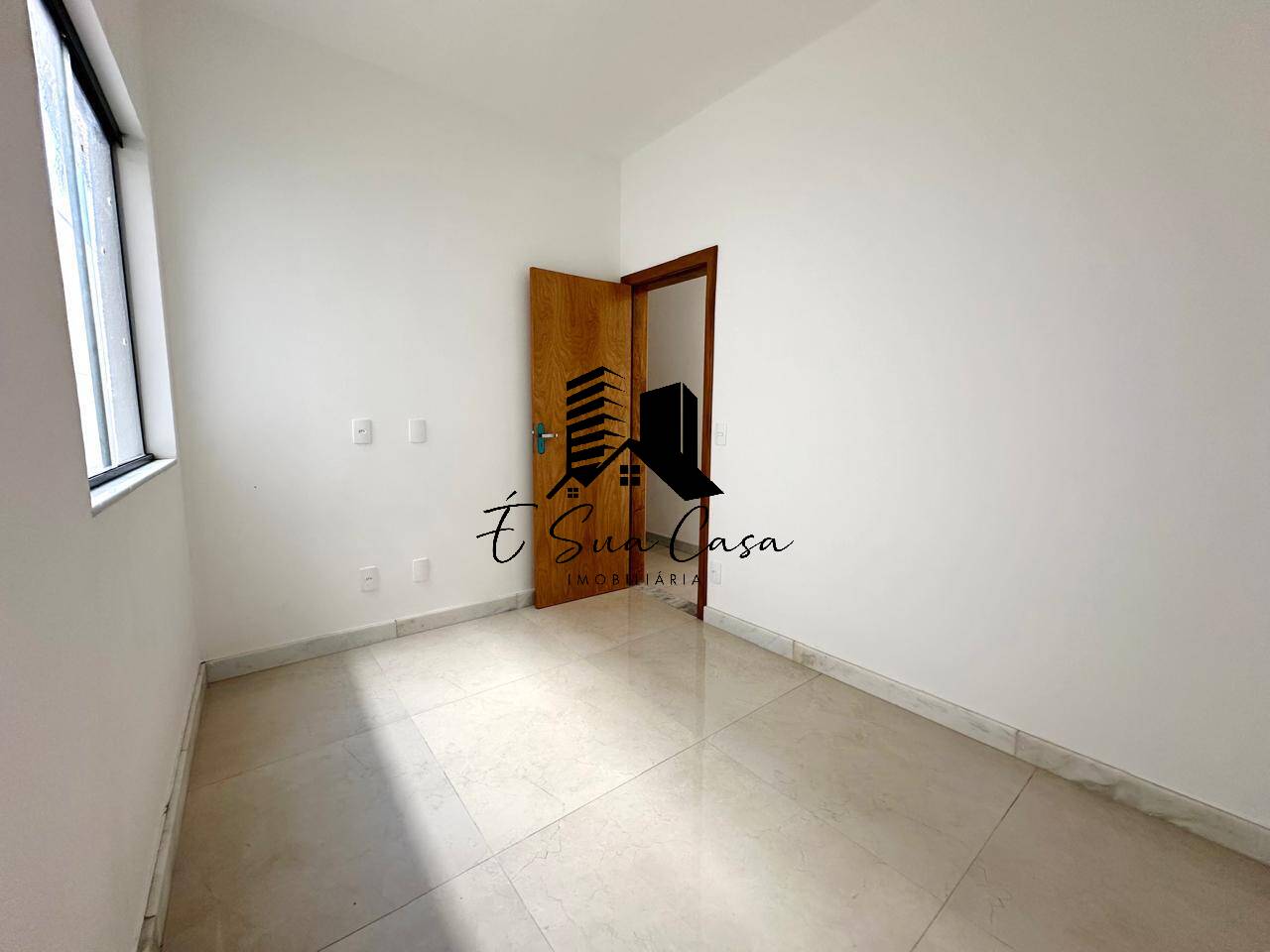 Casa à venda com 3 quartos, 95m² - Foto 12