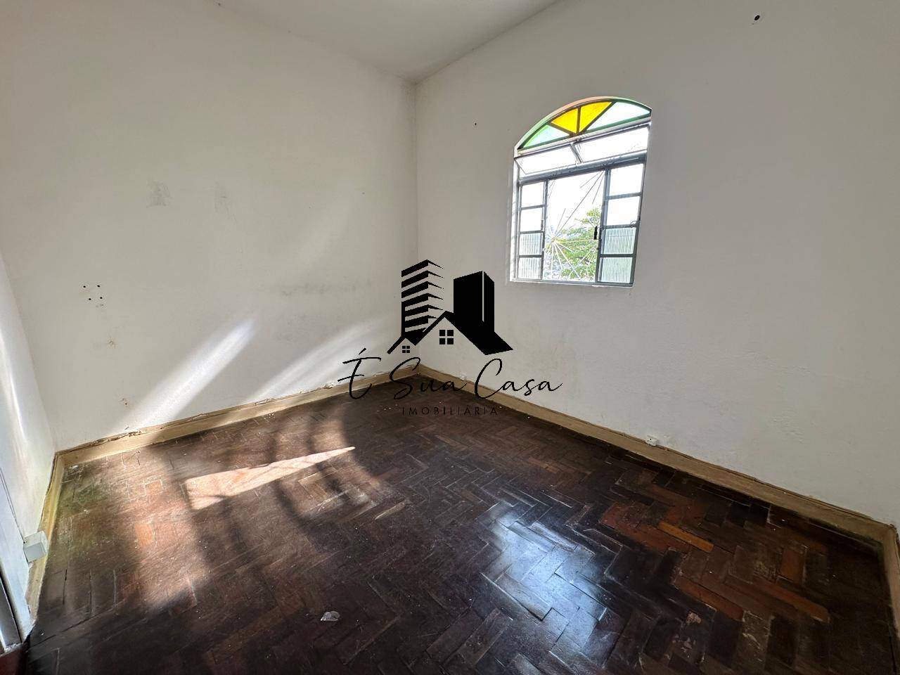 Casa à venda com 3 quartos, 360m² - Foto 20