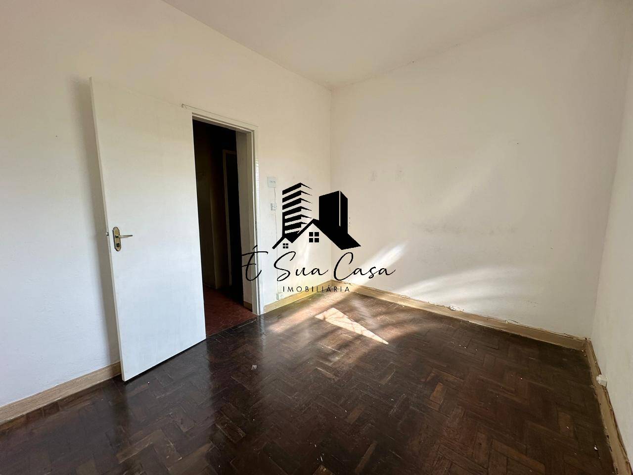 Casa à venda com 3 quartos, 360m² - Foto 22