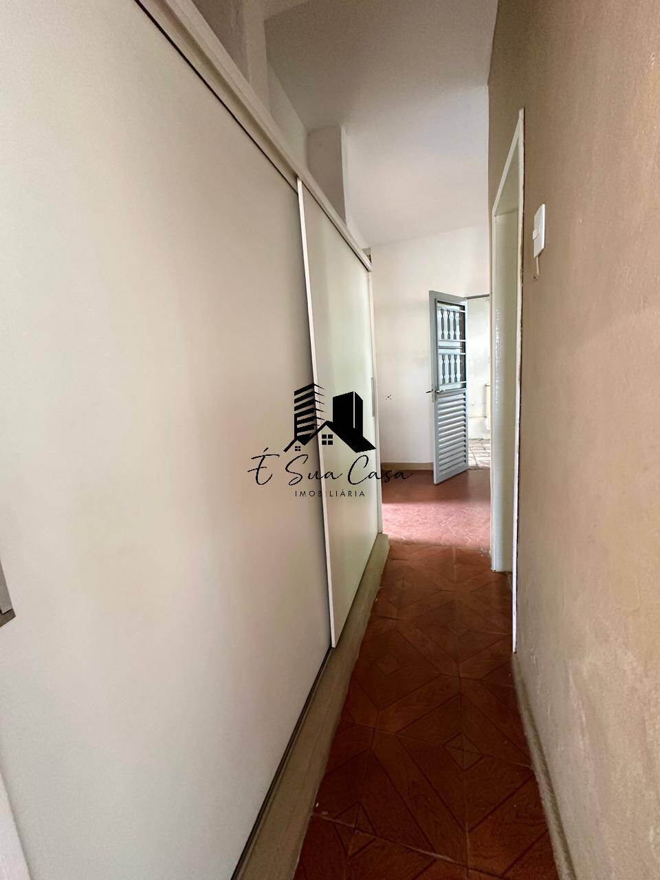 Casa à venda com 3 quartos, 360m² - Foto 35