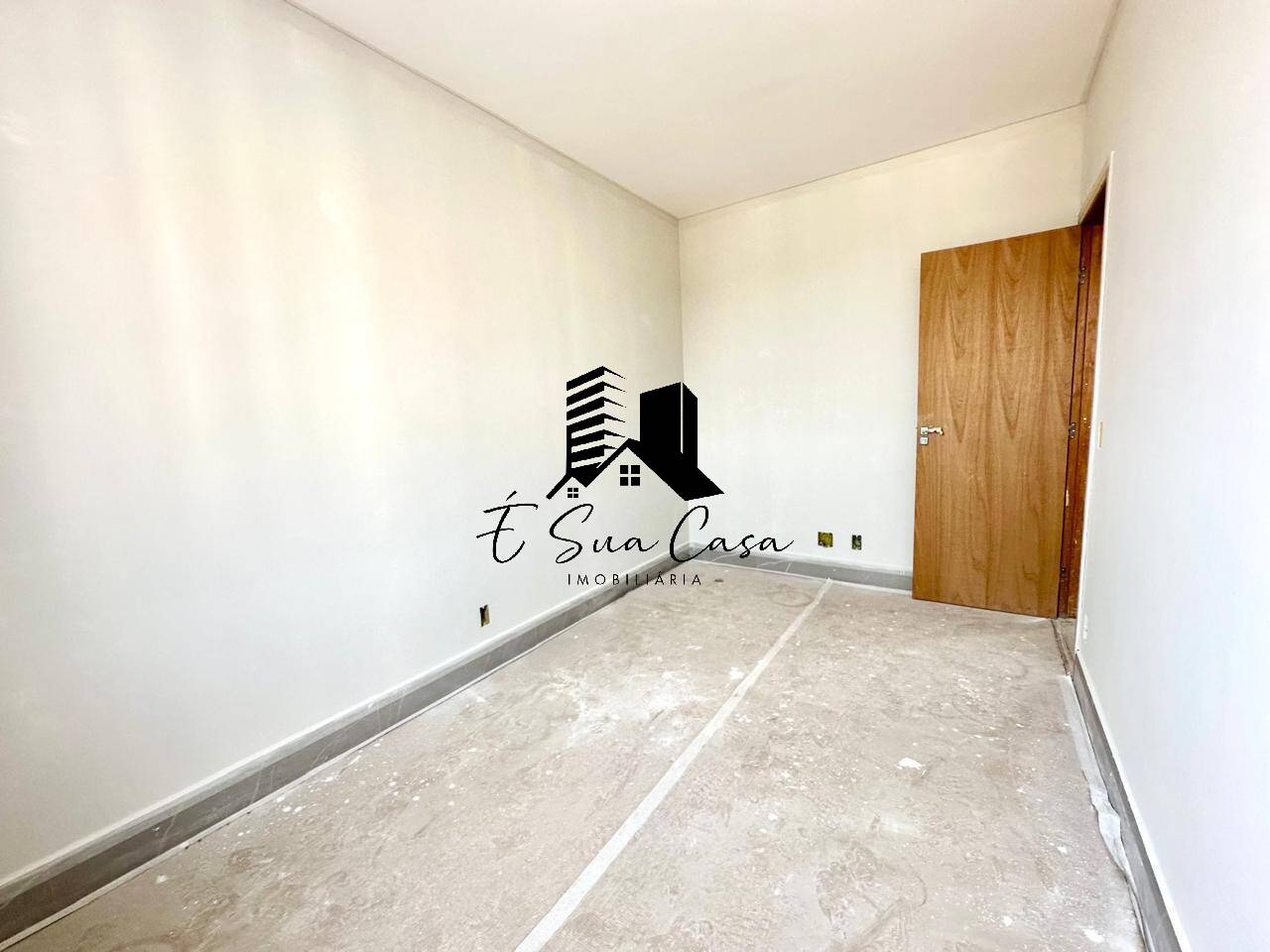 Apartamento à venda com 3 quartos, 85m² - Foto 5