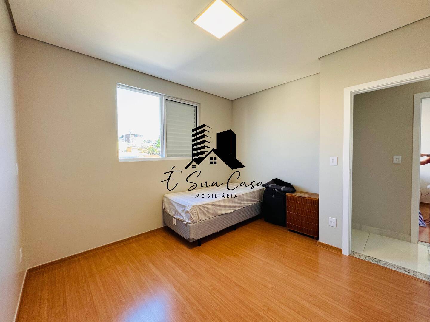 Apartamento à venda com 3 quartos, 85m² - Foto 13