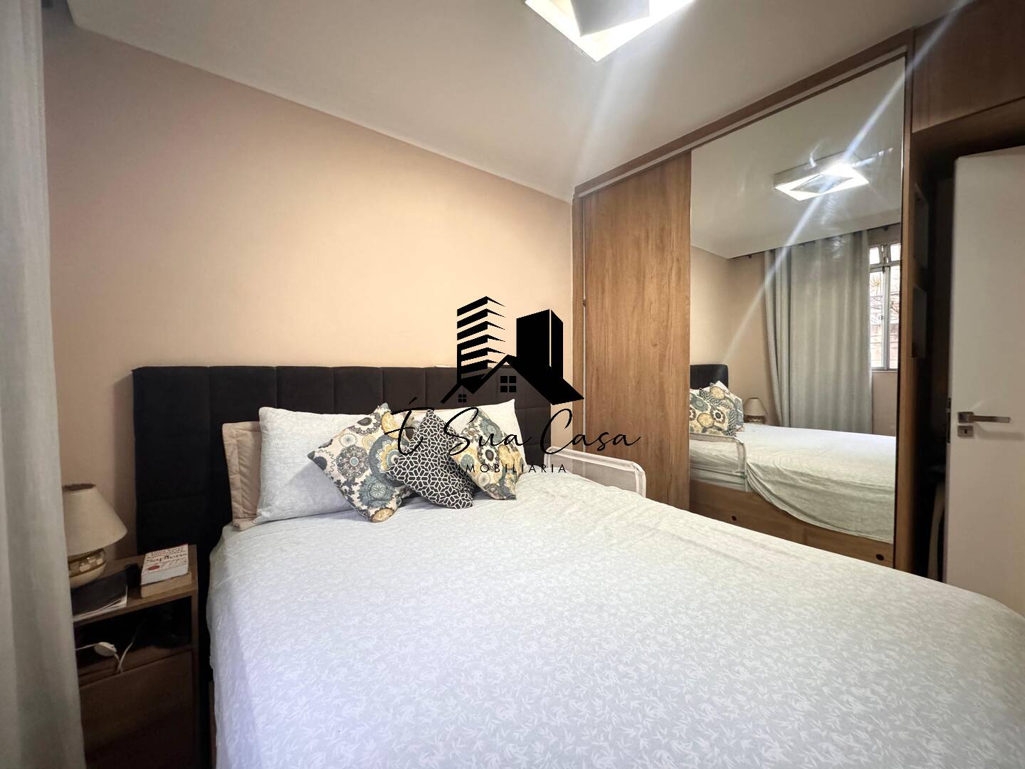 Apartamento à venda com 2 quartos, 60m² - Foto 21