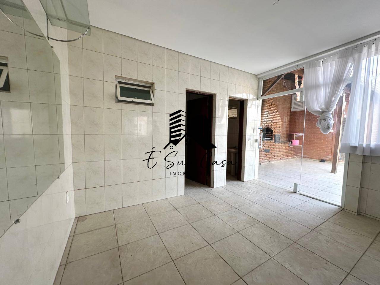 Casa à venda com 4 quartos, 343m² - Foto 70